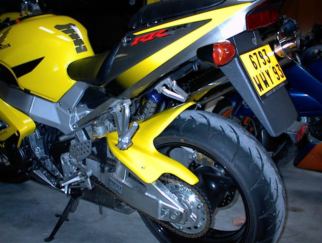Garde boue 900 CBR 2000/2001