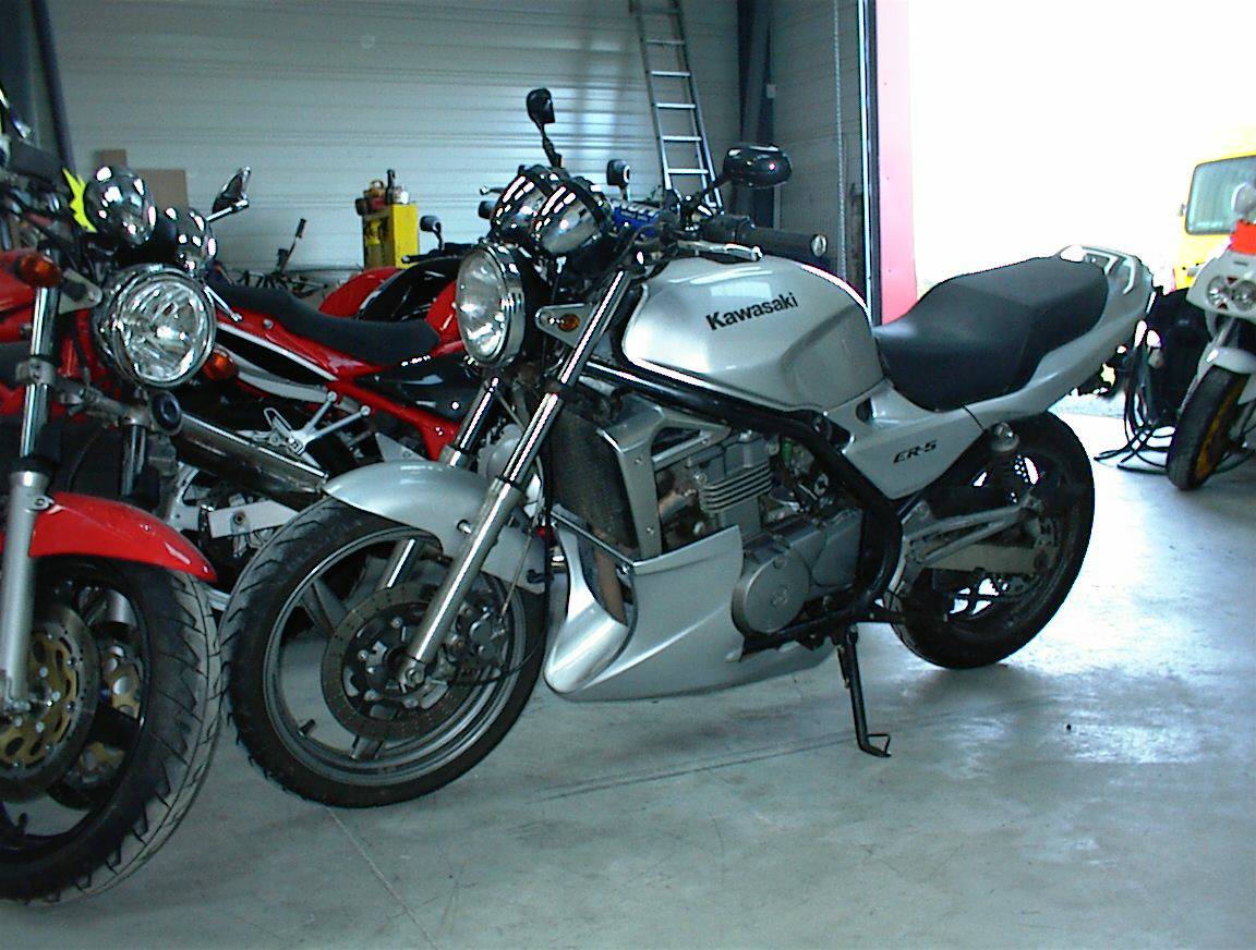 moto kawasaki 500 er5