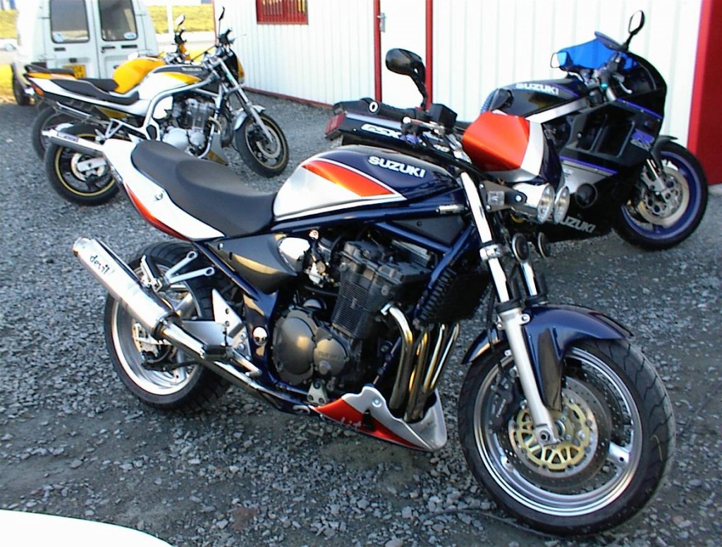 1200 BANDIT 2001