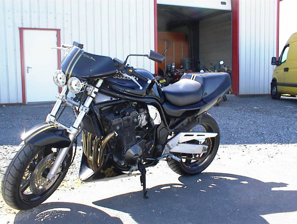 capot 1200 Bandit 95-99