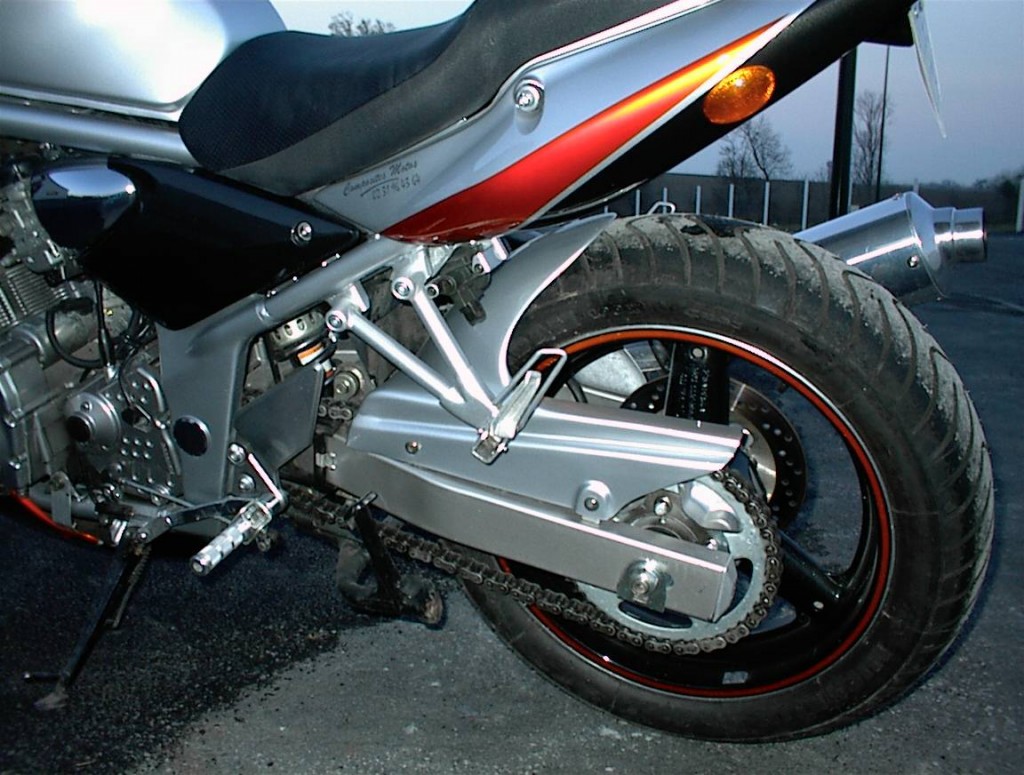 Garde boue arrière 600 Bandit 2001